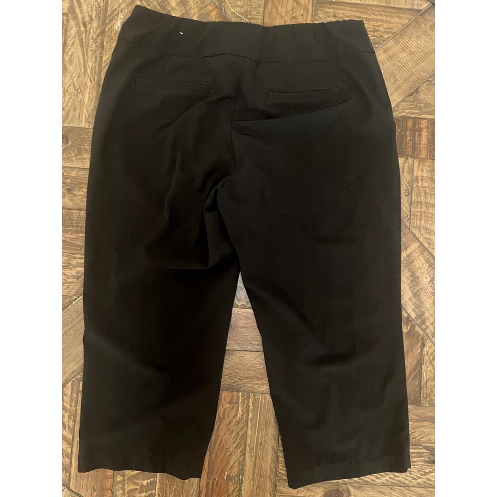 Chico's Zenergy Black Stretch Activewear Cropped Pants Size 0.5 Fits US 6 Small